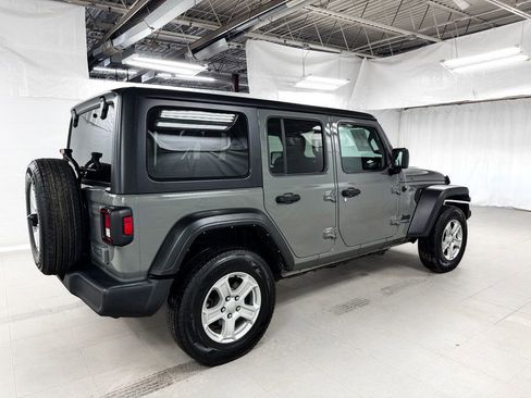 Used 2022 Jeep Wrangler Unlimited Sport image 5