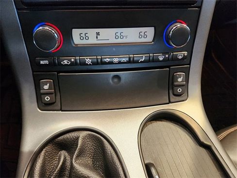 Used 2006 Chevrolet Corvette Z06 w/ Preferred Equipment Group image 23