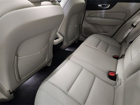 New 2026 Volvo V60 B5 Cross Country Plus w/ Protection Package Premier image 30