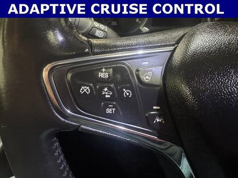 Used 2020 Chevrolet Equinox Premier image 35