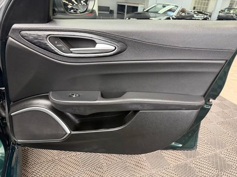 Used 2020 Alfa Romeo Giulia RWD image 53