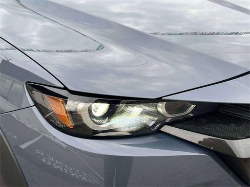 Used 2024 MAZDA CX-50 AWD 2.5 S w/ Premium Package image 8