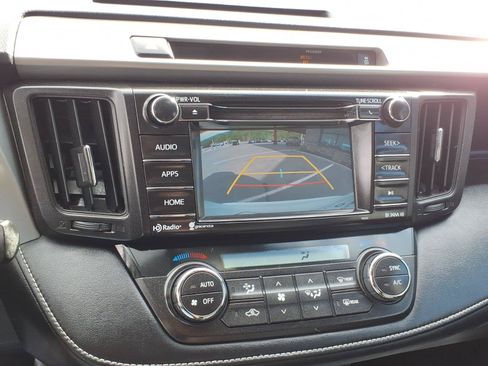 Used 2016 Toyota RAV4 XLE AWD/4WD image 12