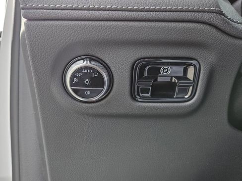 Used 2024 Mercedes-Benz EQE 350+ 4MATIC SUV image 24