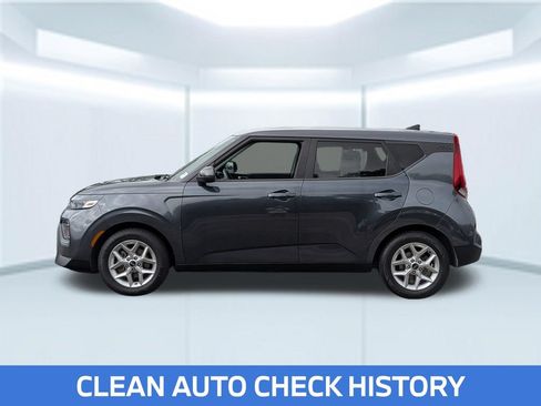 Used 2021 Kia Soul S FWD image 2