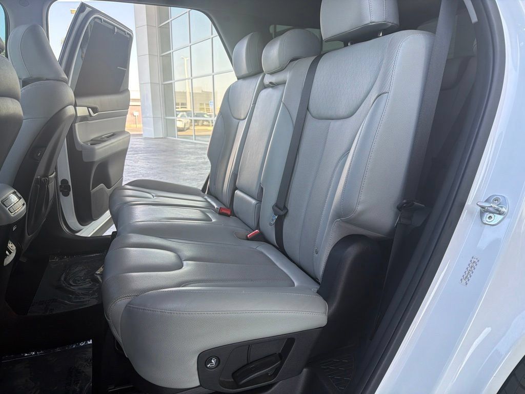 Used 2020 Hyundai Palisade SEL FWD image 13