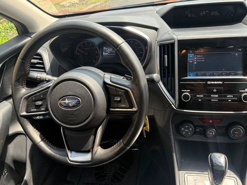 Used 2018 Subaru Crosstrek 2.0i Premium w/ Moonroof Package AWD/4WD image 10