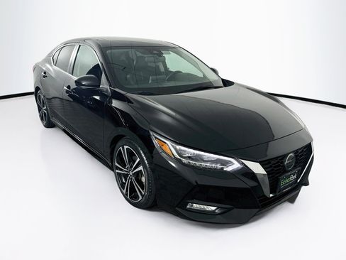 Used 2020 Nissan Sentra SR w/ Premium Package FWD image 32