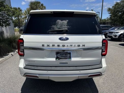 Used 2023 Ford Expedition Platinum AWD/4WD image 7