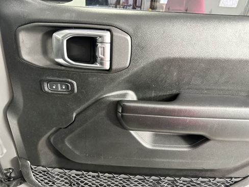 Used 2021 Jeep Wrangler Unlimited Sport image 23