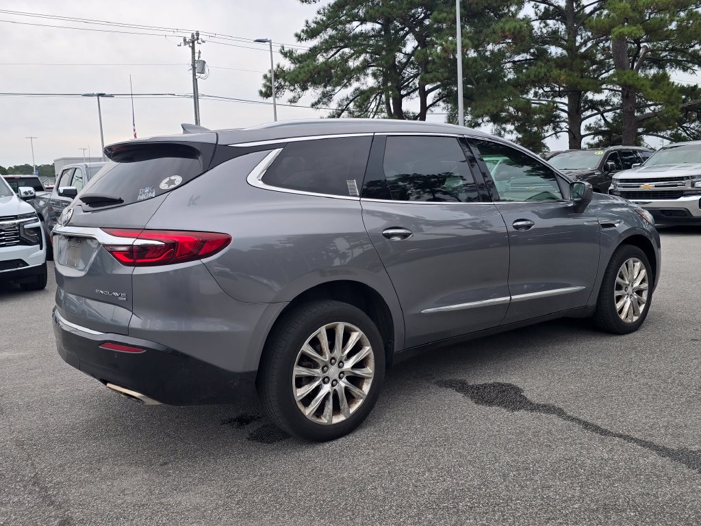 Used 2018 Buick Enclave Premium w/ Experience Buick Package AWD/4WD image 3