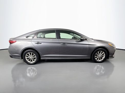 Used 2019 Hyundai Sonata SE FWD image 11