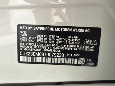 Certified 2026 BMW X7 xDrive40i w/ Executive Package AWD/4WD image 37