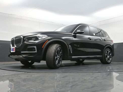 Used 2022 BMW X5 sDrive40i w/ Parking Assistance Package RWD image 28