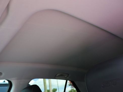 New 2025 Buick Envision Sport Touring image 17