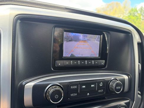 Used 2015 GMC Sierra 2500 SLE w/ SLE Preferred Package AWD/4WD image 31