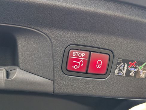 New 2026 Mercedes-Benz GLE 53 AMG 4MATIC Coupe image 12