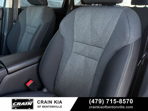 Used 2024 Nissan Rogue SV image 24