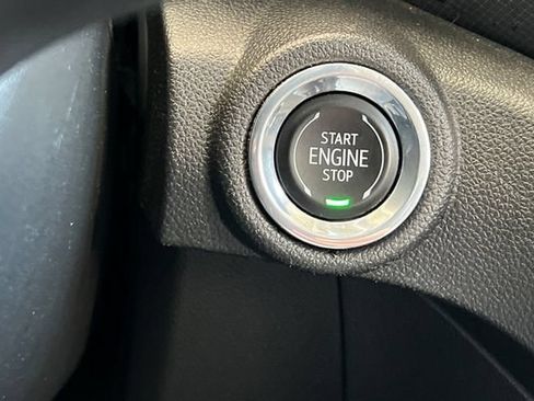 Used 2023 Chevrolet TrailBlazer LT w/ Convenience Package FWD image 28