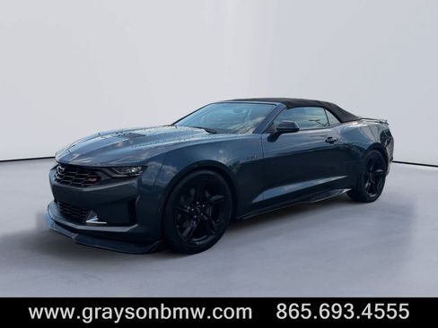 Used 2021 Chevrolet Camaro LT w/ RS Package RWD image 7