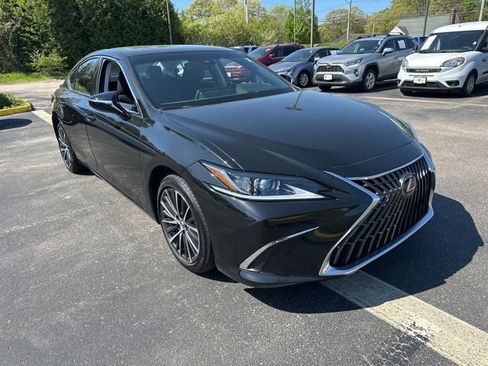 Used 2024 Lexus ES 300h w/ Premium Package FWD image 8