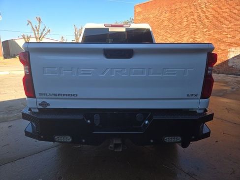 Used 2020 Chevrolet Silverado 2500 LTZ w/ LTZ Plus Package image 6