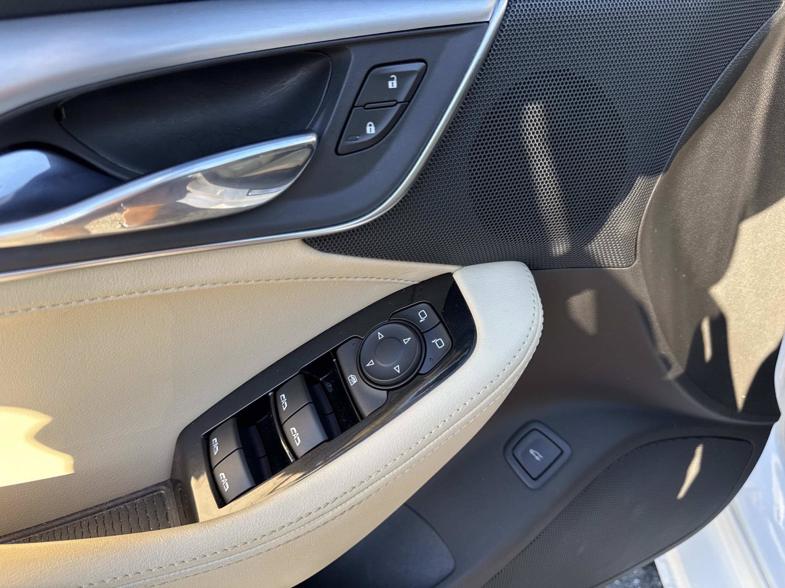 Used 2023 Cadillac CT5 Luxury RWD image 18