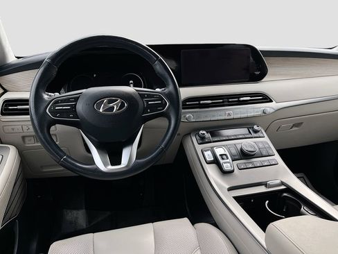 Used 2021 Hyundai Palisade Calligraphy w/ Winter Package image 24