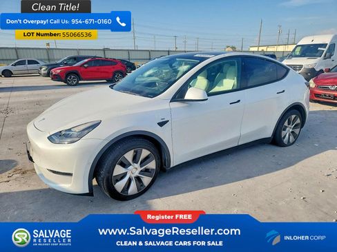 Used 2022 Tesla Model Y Long Range AWD/4WD image 1