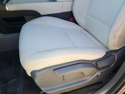 Used 2024 Hyundai Santa Fe SE FWD image 10