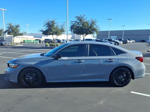 Used 2025 Honda Civic Sport image 11