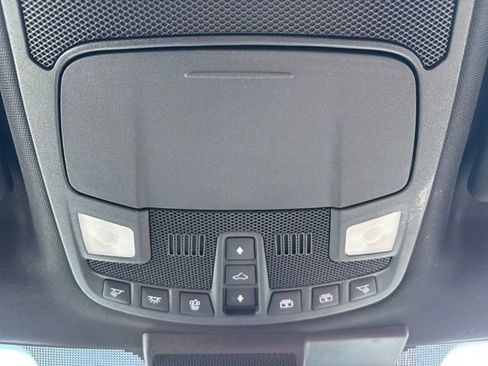 Used 2019 Ford F150 Lariat w/ Equipment Group 502A Luxury image 15