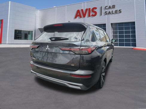 Used 2025 Mitsubishi Outlander SE AWD/4WD image 5