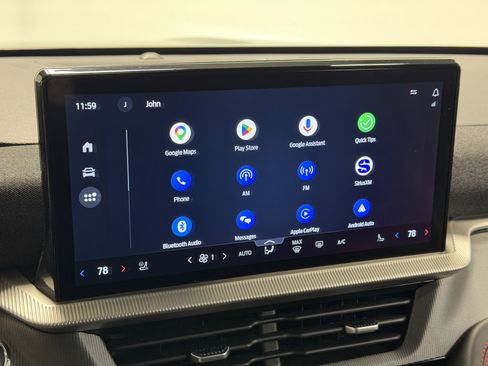 Used 2025 Ford Explorer ST-Line w/ Premium Package image 7