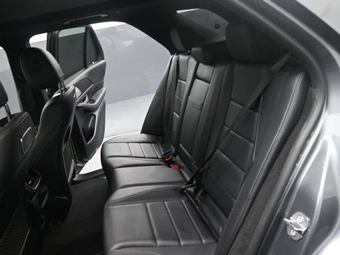Used 2020 Mercedes-Benz GLE 350 w/ Premium Package image 13