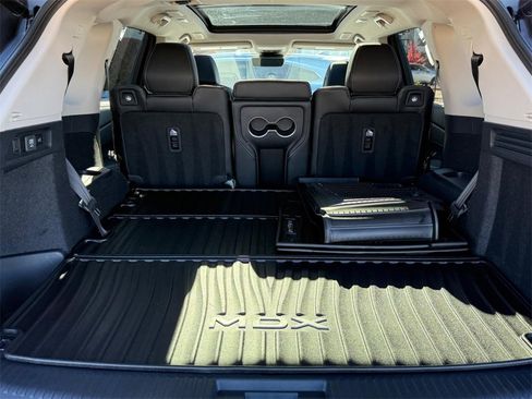 Certified 2025 Acura MDX w/ Technology Package image 5