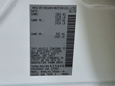 Used 2024 Nissan Altima 2.5 SV image 12