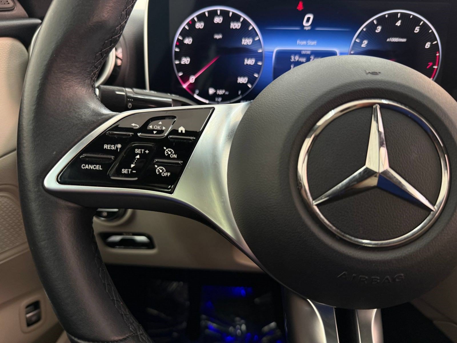 Used 2024 Mercedes-Benz C 300 Sedan image 13