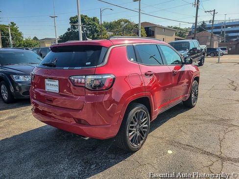 Certified 2022 Jeep Compass Limited AWD/4WD image 15