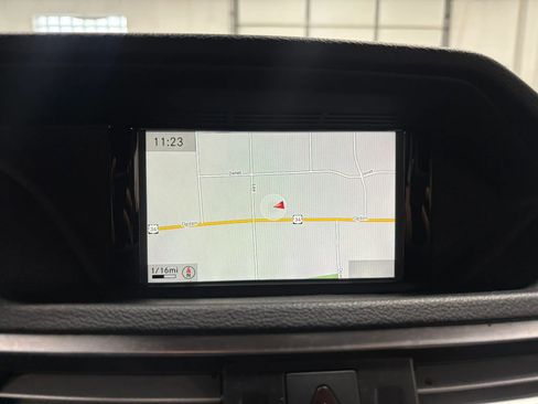 Used 2013 Mercedes-Benz E 350 4MATIC Sedan image 28