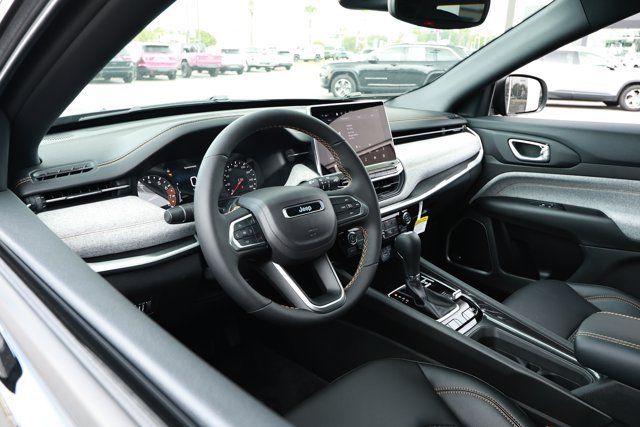 New 2026 Jeep Compass Latitude AWD/4WD image 27