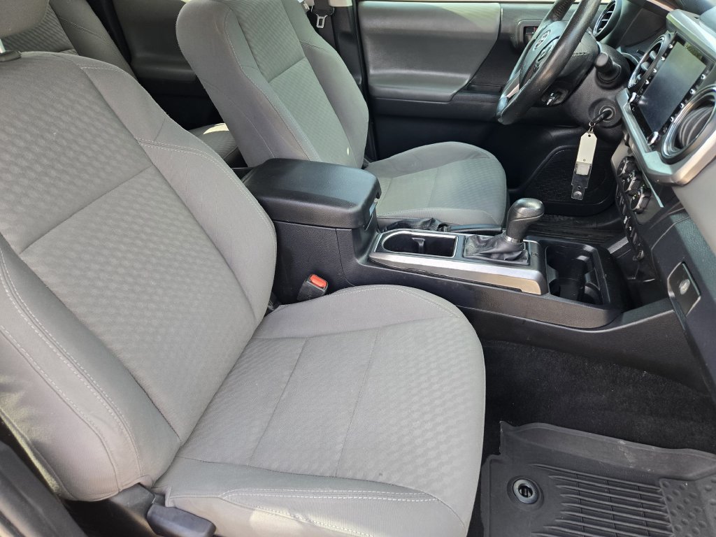 Used 2022 Toyota Tacoma SR5 w/ Technology Package RWD image 15