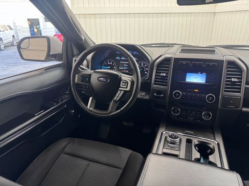 Used 2018 Ford Expedition XLT w/ Cargo Package image 16