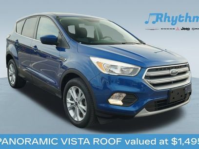 Used 2017 Ford Escape SE w/ SE Cold Weather Package