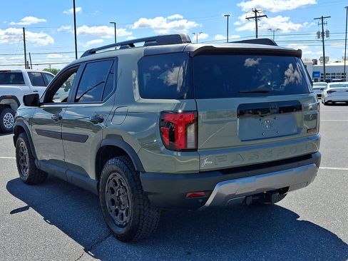 Certified 2026 Honda Passport TrailSport image 4