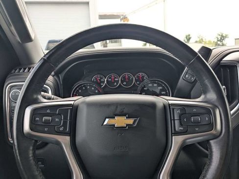 Used 2021 Chevrolet Silverado 1500 LTZ AWD/4WD image 23