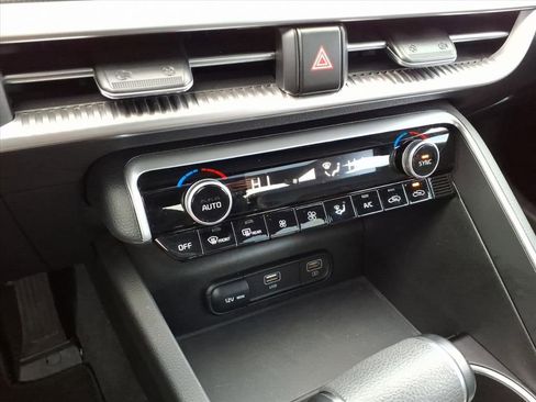 Used 2024 Kia K5 GT-Line image 16