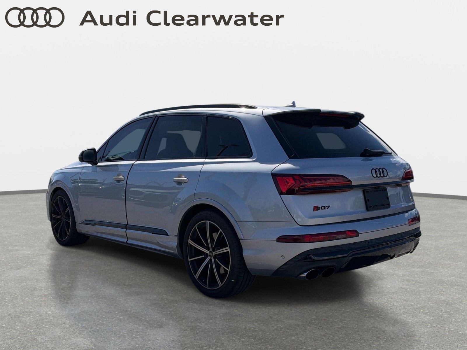 Used 2022 Audi SQ7 Prestige w/ Prestige Package AWD/4WD image 2