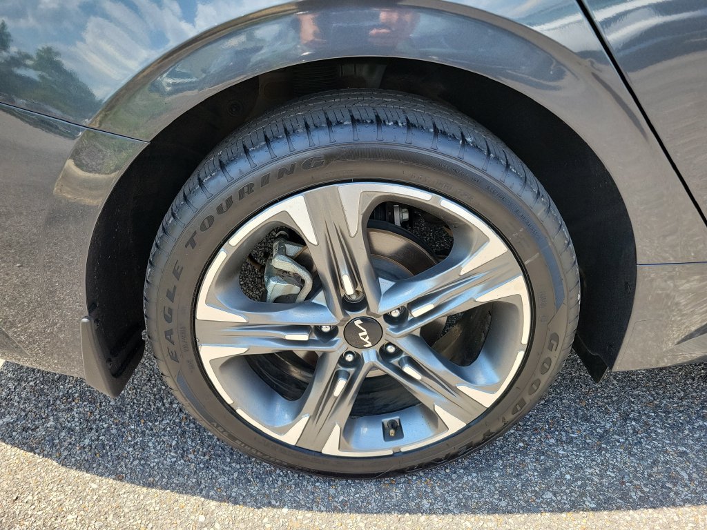 Used 2024 Kia K5 EX w/ EX Premium Package FWD image 11