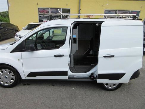 Used 2022 Ford Transit Connect XL FWD image 18